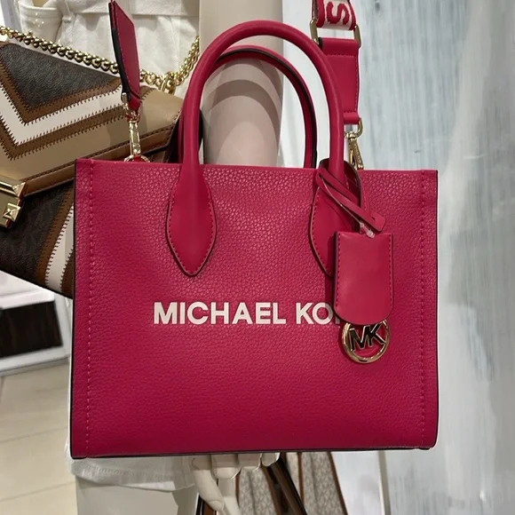 MICHAEL KORS
Mirella Small Pebbled Leather Crossbody Bag Tote
Electric Pink
NWT - Picture 7 of 16